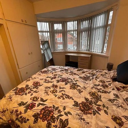 Large Beautiful 3 Bed House In City Of Birmingham Bagian luar foto