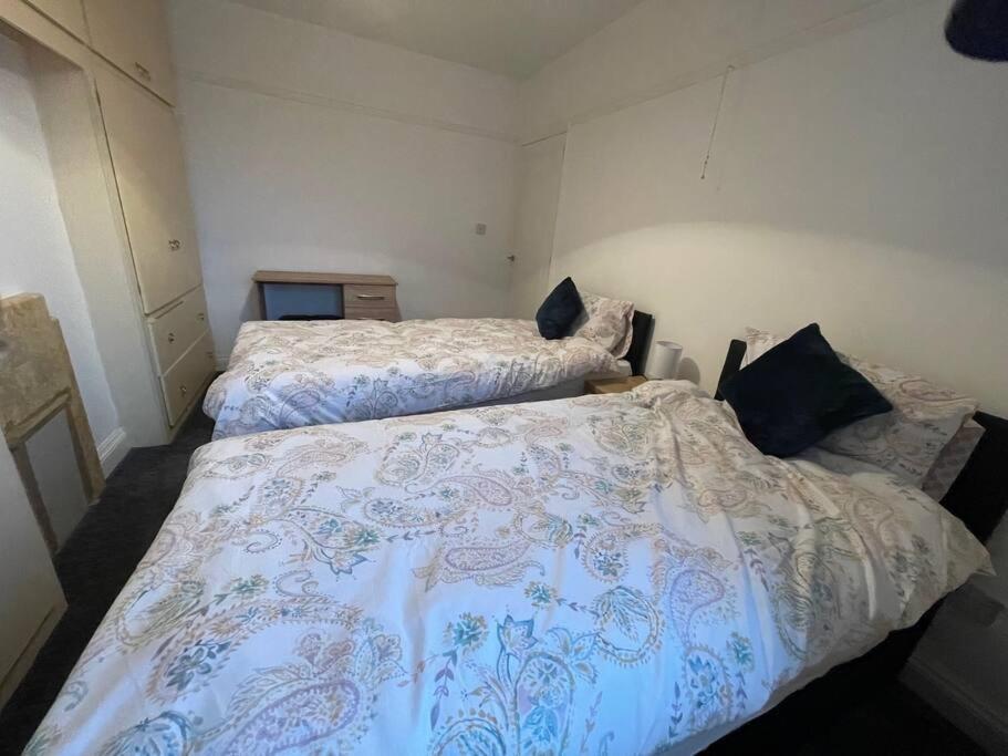 Large Beautiful 3 Bed House In City Of Birmingham Bagian luar foto