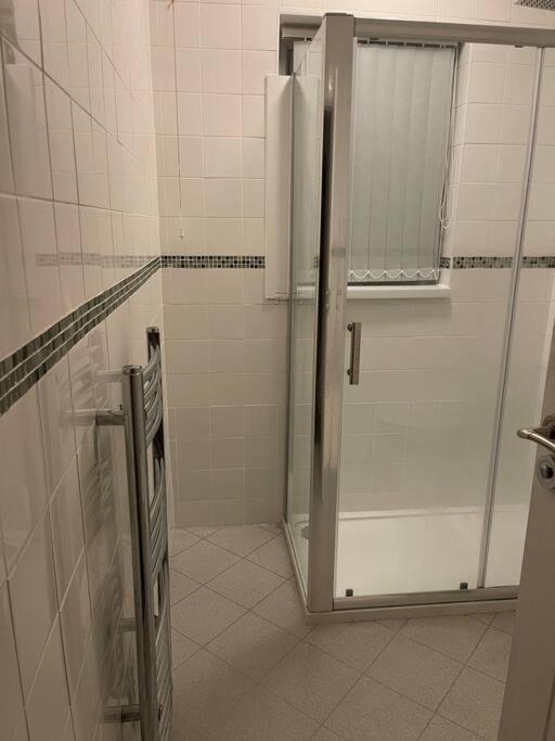 Large Beautiful 3 Bed House In City Of Birmingham Bagian luar foto